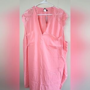 NWT Torrid Lace Inset Georgette Tank Top, Size 5